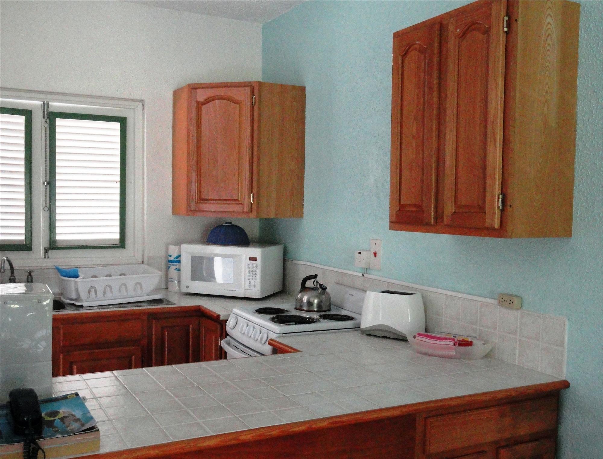 Apartament Plum Tree Club Christ Church Zewnętrze zdjęcie