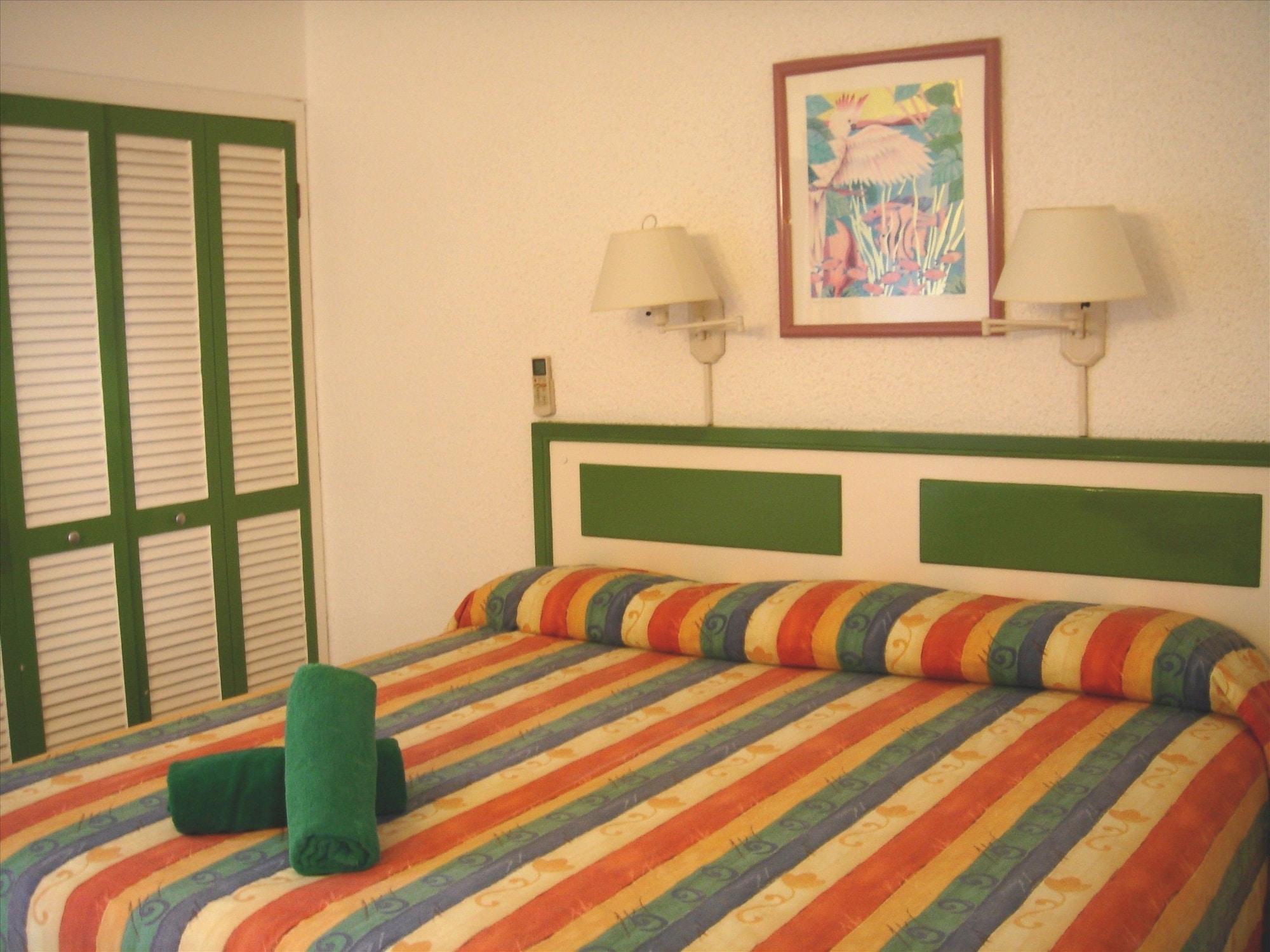 Apartament Plum Tree Club Christ Church Zewnętrze zdjęcie