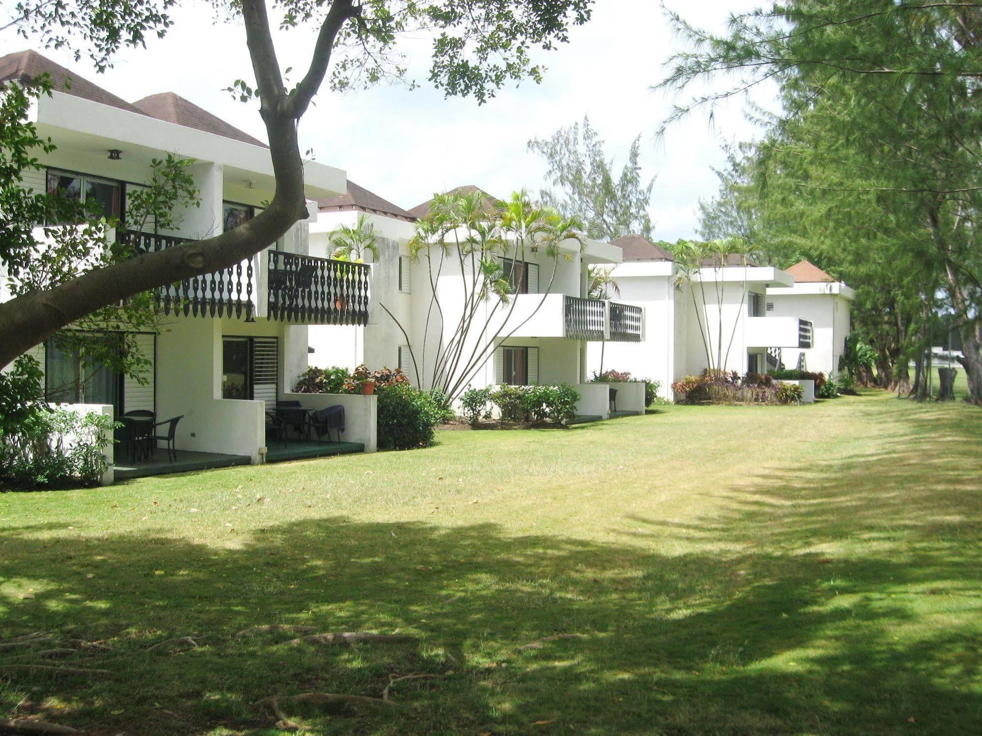 Apartament Plum Tree Club Christ Church Zewnętrze zdjęcie